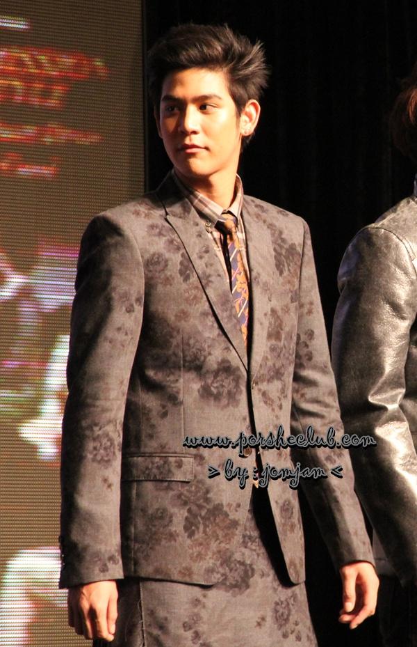 พอร์ช เดินแบบงาน Men’s Mission to Style by Thanachart @ Siam Paragon
