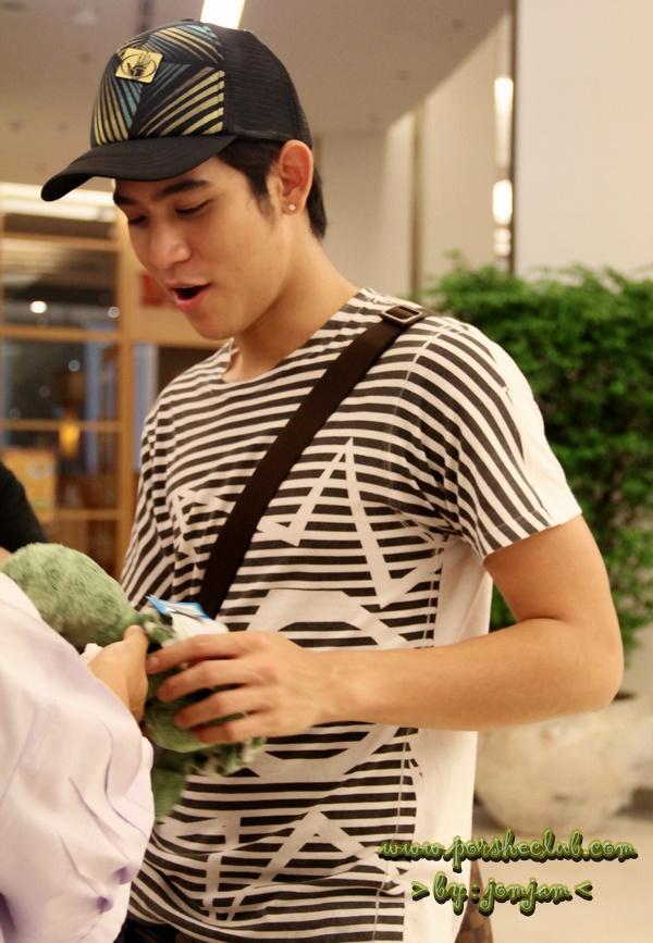 พอร์ช เดินแบบงาน Men’s Mission to Style by Thanachart @ Siam Paragon