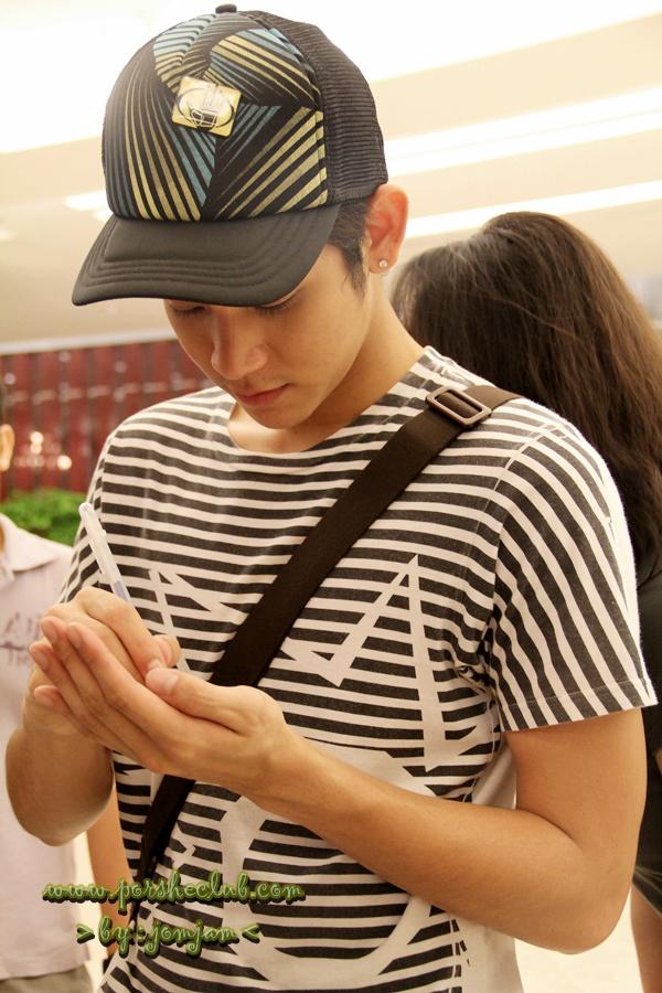 พอร์ช เดินแบบงาน Men’s Mission to Style by Thanachart @ Siam Paragon