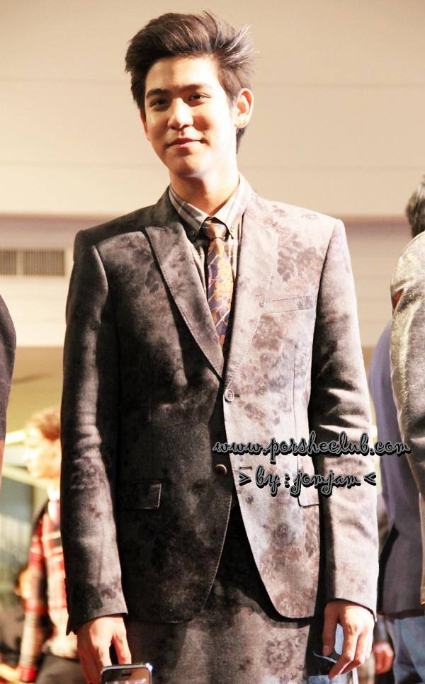 พอร์ช เดินแบบงาน Men’s Mission to Style by Thanachart @ Siam Paragon