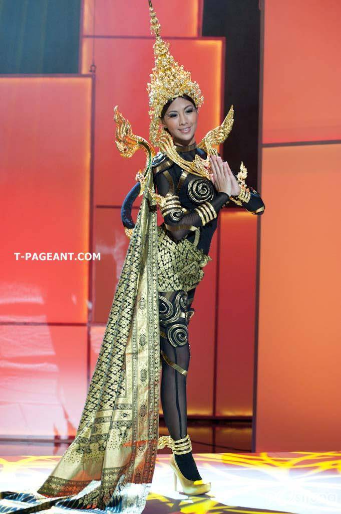 Miss Thailand Universe 2011 ซ้อมโชว์ชุดประจำชาติ