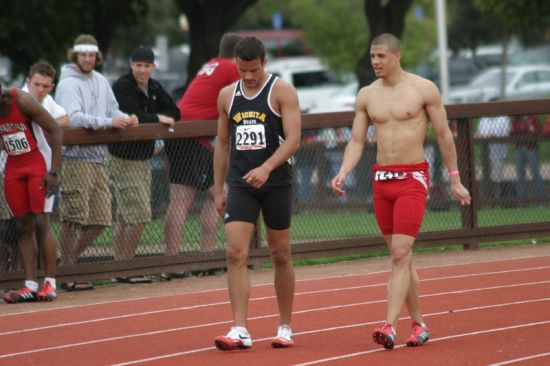 ชุดกีฬารัดรูป