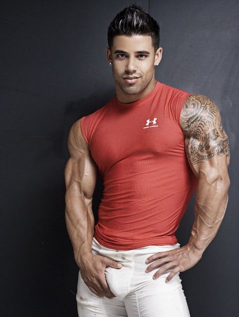 ชุดกีฬารัดรูป