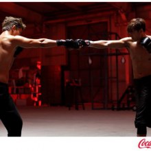 พี่คุณกับพี่แท็คยอน ถ่ายโฆษณาโค๊กค่ะ