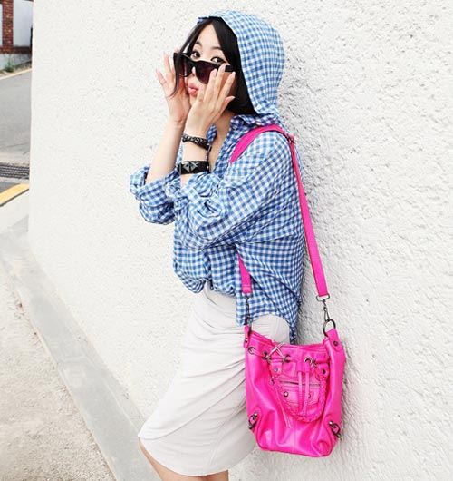 แฟชั่น กระเป๋าสะพายข้างยอดฮิต