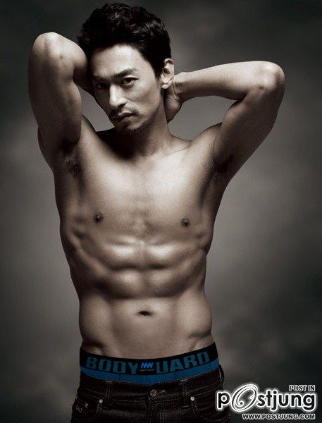 Joo Jin Mo