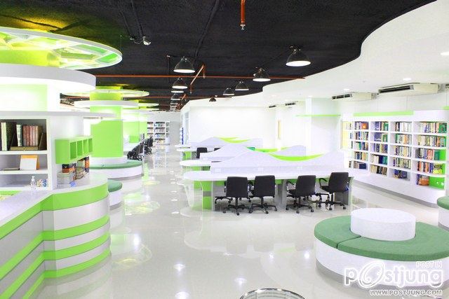 วิทยาลัยเทคโนโลยีศรีวัฒนาบริหารธุรกิจ.