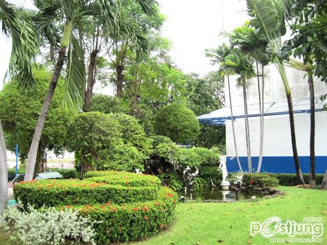 วิทยาลัยเทคโนโลยีศรีวัฒนาบริหารธุรกิจ.