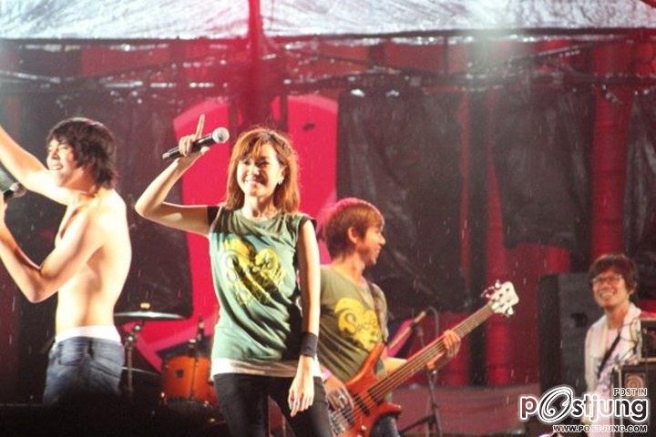 (เก็บตก) พีช & เก้า @ คอนเสิร์ต มันไก่มาก