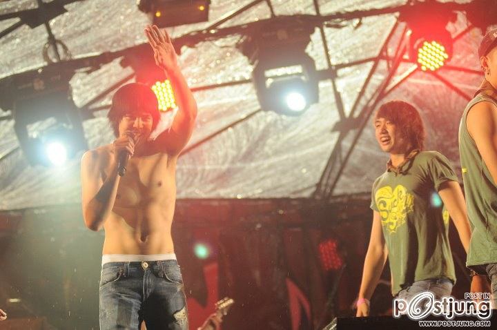 (เก็บตก) พีช & เก้า @ คอนเสิร์ต มันไก่มาก