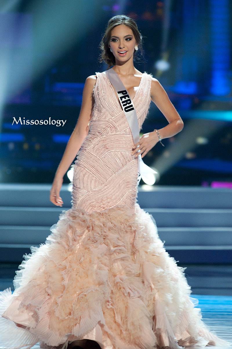 Miss Universe 2011 Presentation Show Evening Gown Competition
