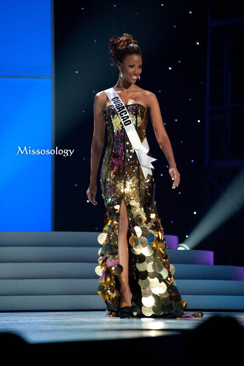Miss Universe 2011 Presentation Show Evening Gown Competition