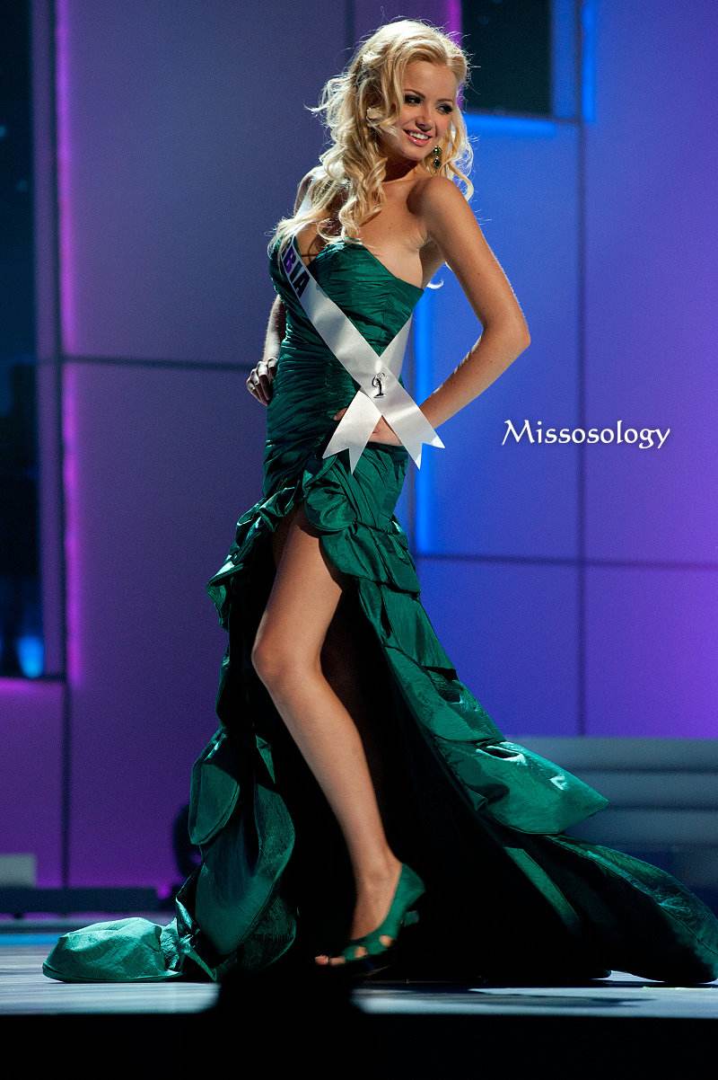 Miss Universe 2011 Presentation Show Evening Gown Competition
