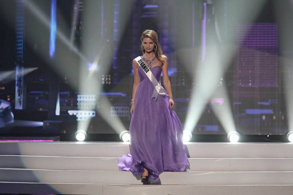 Miss Universe 2011 Presentation Show Evening Gown Competition