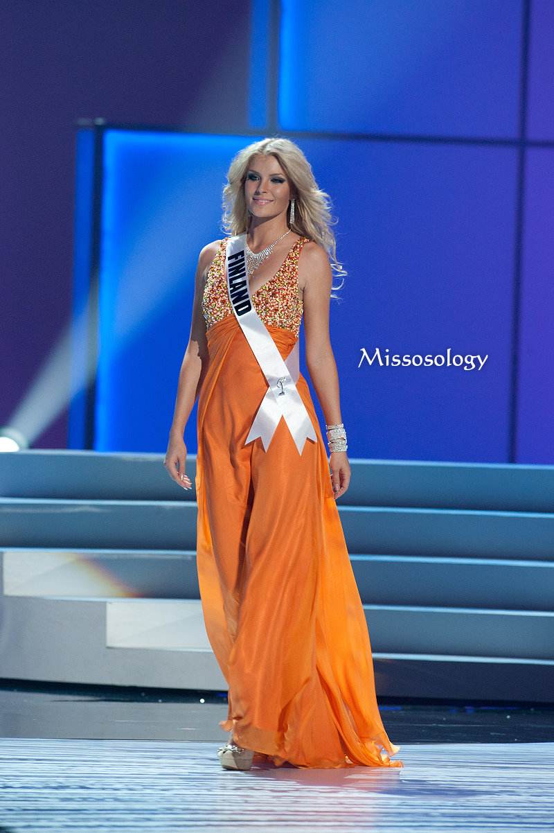 Miss Universe 2011 Presentation Show Evening Gown Competition