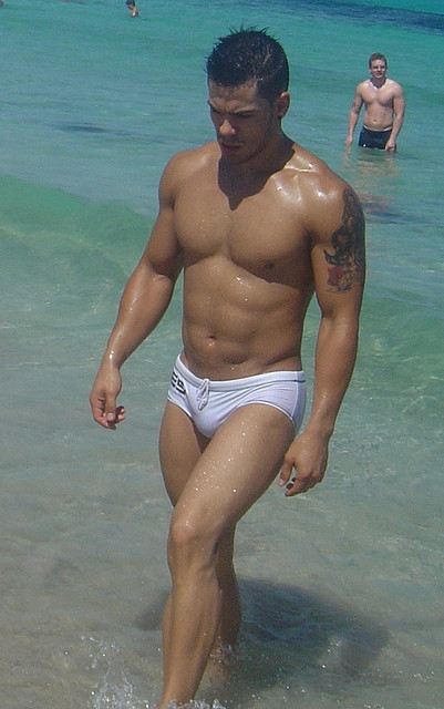 จ้องนานๆและเก็บไปฝันนะครับ