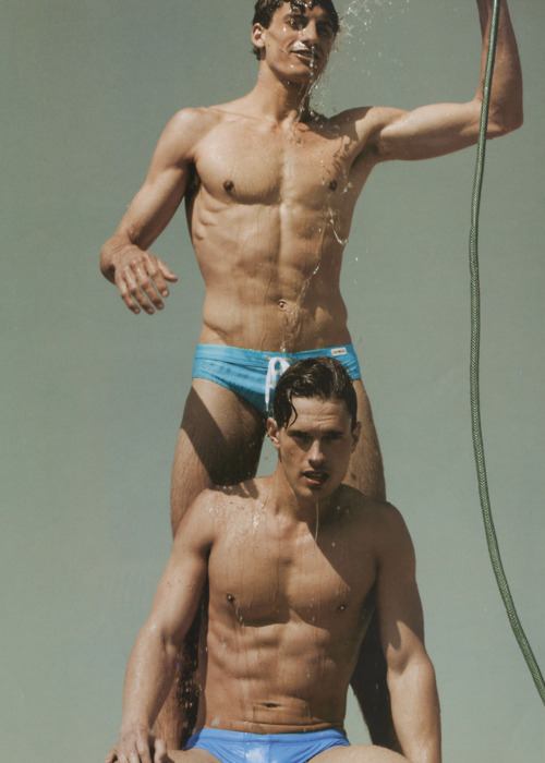 จ้องนานๆและเก็บไปฝันนะครับ