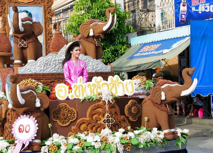 เทศกาลลำไยจังหวัดลำพูน ประจำปี 2554