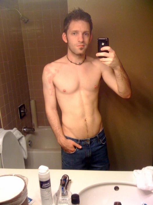 หนุ่่มๆกับiPhone