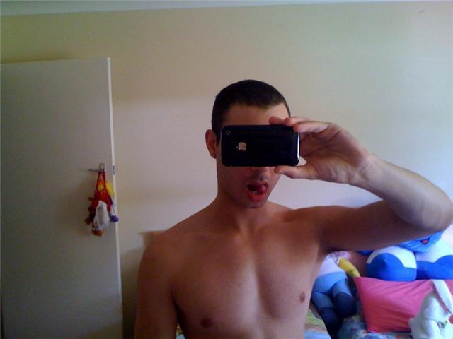 หนุ่่มๆกับiPhone