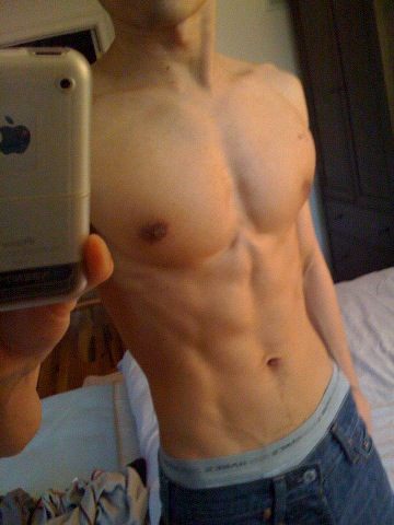 หนุ่่มๆกับiPhone