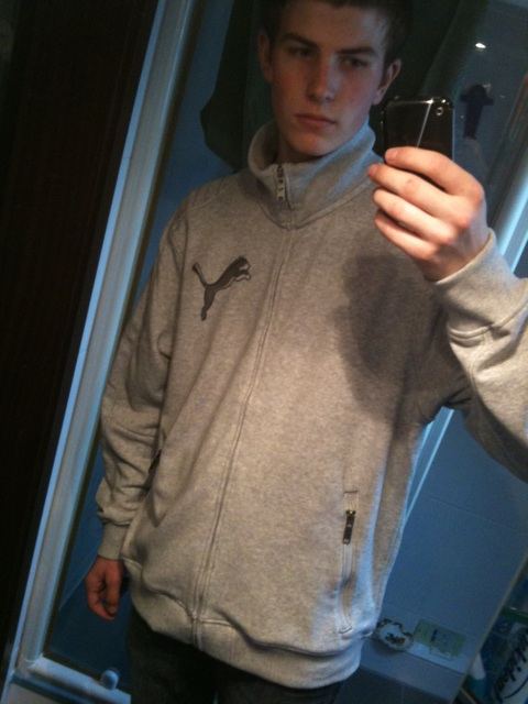 หนุ่่มๆกับiPhone