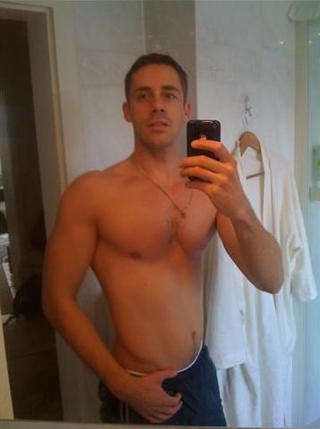 หนุ่่มๆกับiPhone