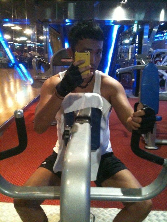 iPhoneกับหนุ่มๆ