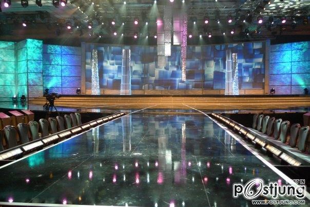 stage miss universe2009