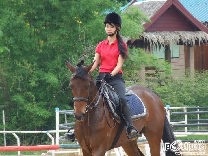 P'Nina สาธิตเกษตรน่ารักมาก ><