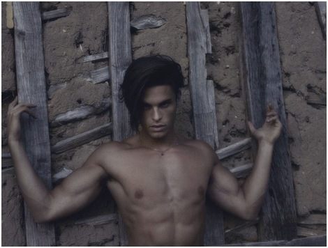 โพสให้คนหล่อ