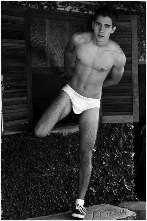 โพสให้คนหล่อ