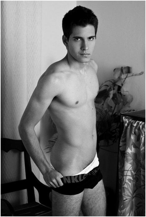 โพสให้คนหล่อ