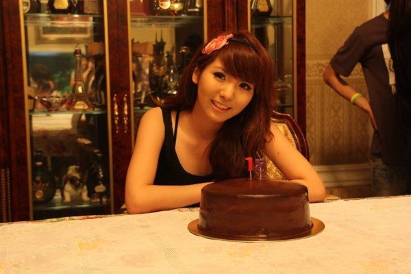 จินนี่ Jinny