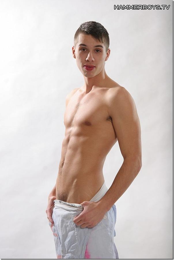 เด็็็็็็กฝรั่งขี้เล่น