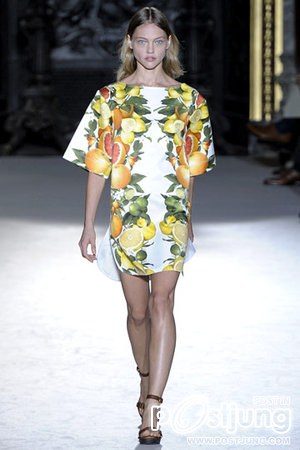 Stella McCartney # Designer ที่กำลังมาแรง