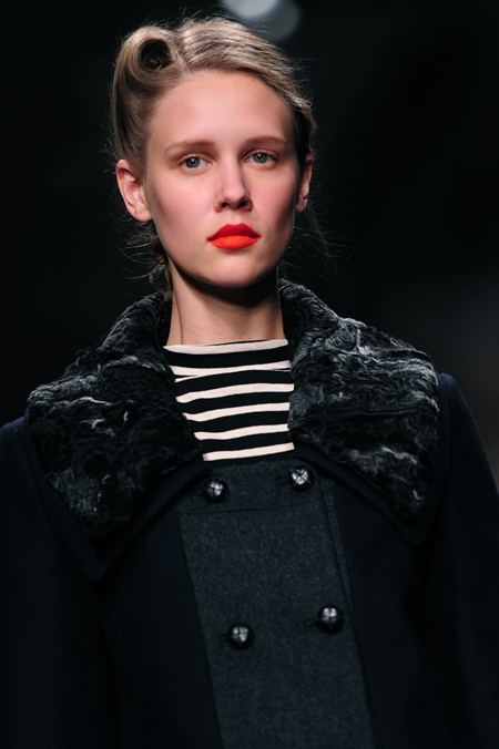 จะงอยย้อนยุคแบบเรโทร