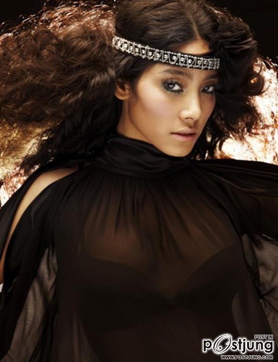 มะหมี่-นภคปภา นาคประสิทธิ์ @ CROW MAGAZINE vol. 1 no. 3 September 2011