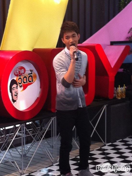 ริทกับผมทรงใหม่ @ รายการเช้าดูวู้ดดี้ 13-9-11