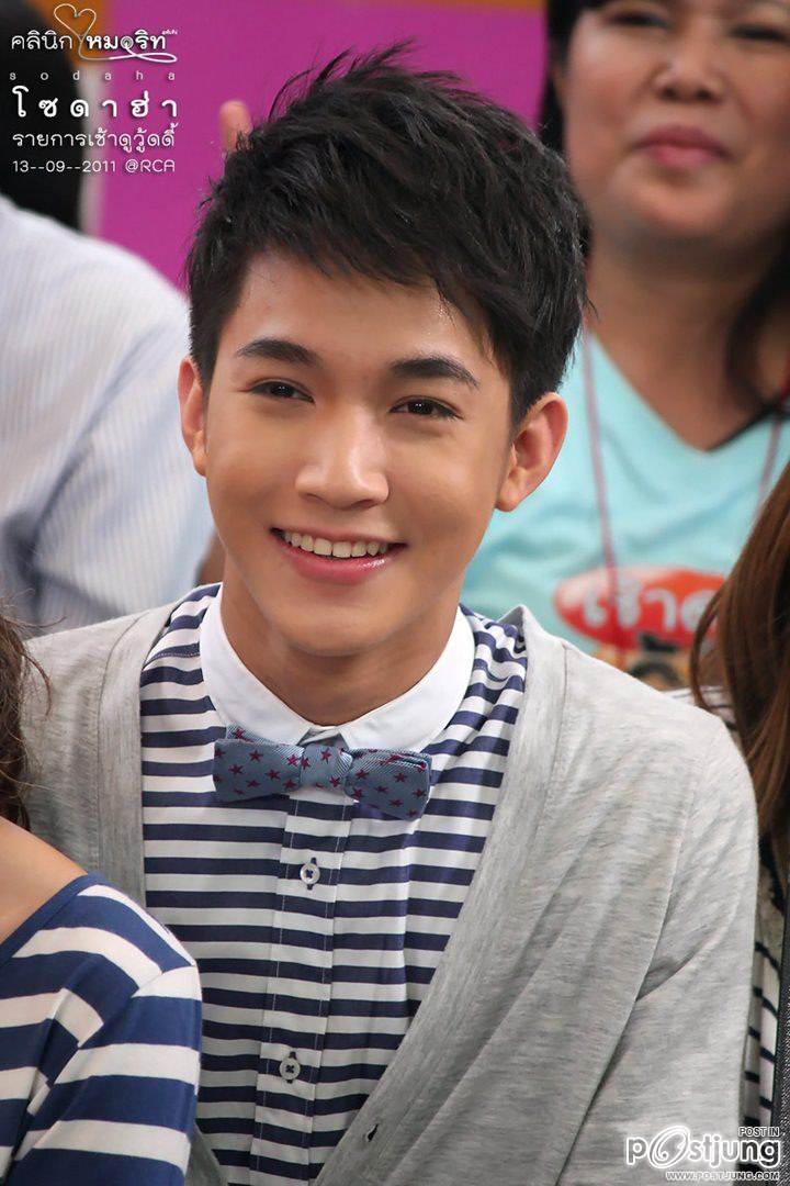 ริทกับผมทรงใหม่ @ รายการเช้าดูวู้ดดี้ 13-9-11