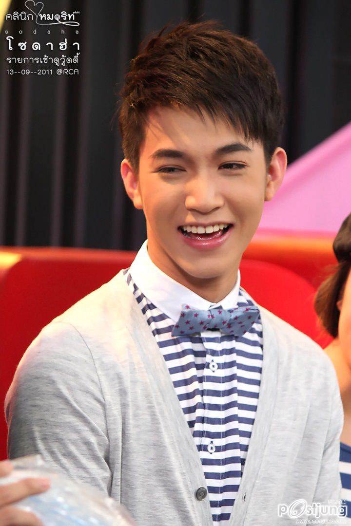 ริทกับผมทรงใหม่ @ รายการเช้าดูวู้ดดี้ 13-9-11