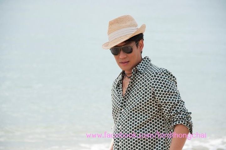 เบิร์ด ธงไชย เบี้องหลัง Mv. ร้องไห้ทำไม