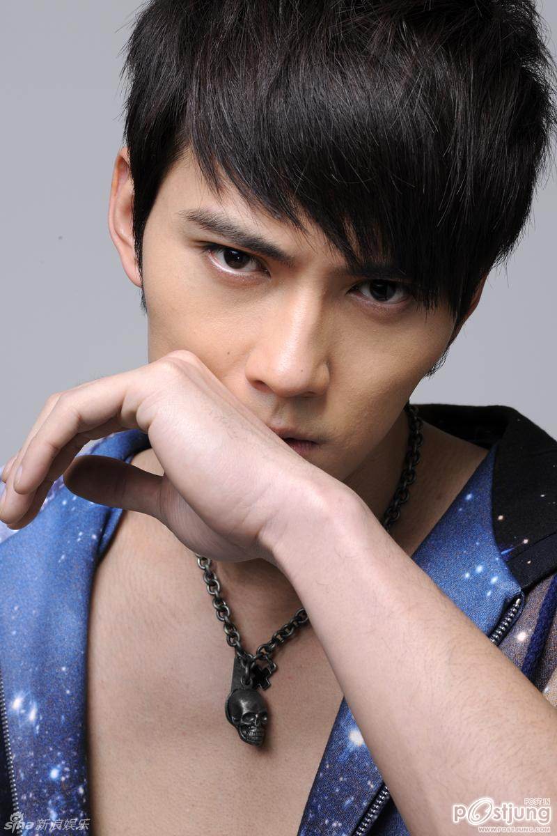 Photoshoot men album 345 : Xu Zhengxi