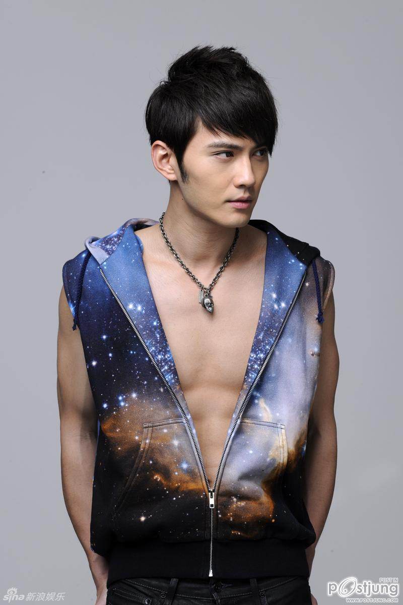 Photoshoot men album 345 : Xu Zhengxi