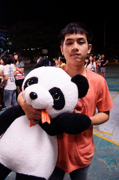 เอิร์ธ ธวัช พรรัตนประเสริฐ