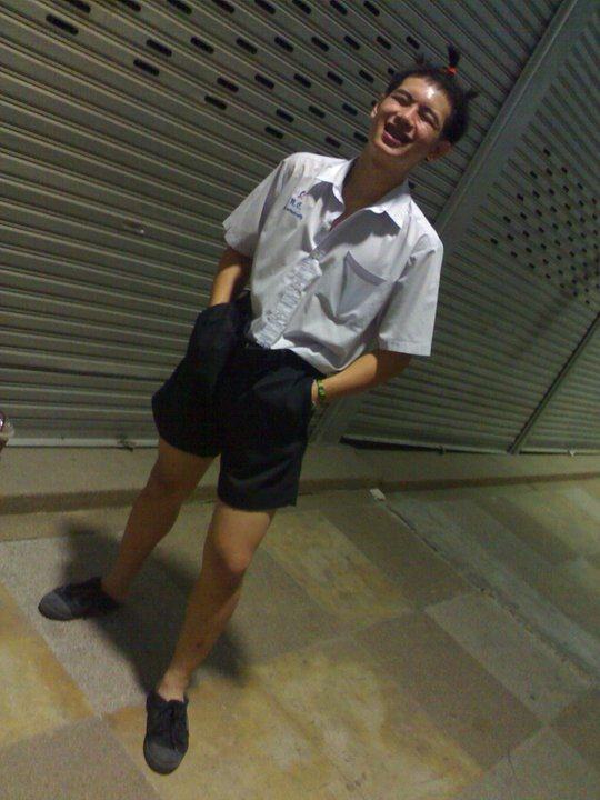 เอิร์ธ ธวัช พรรัตนประเสริฐ