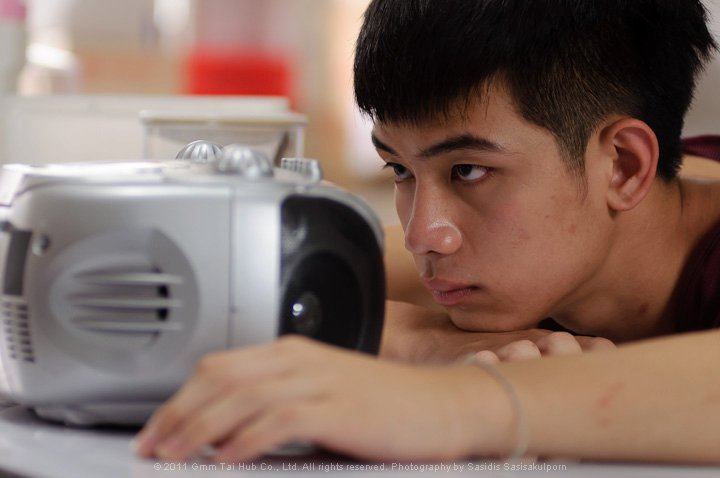 เอิร์ธ ธวัช พรรัตนประเสริฐ