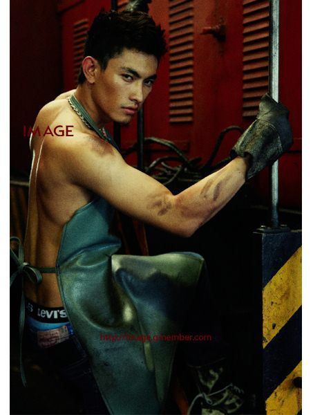 สี่หนุ่มลีวายส์ @ IMAGE  no.9 September 2011