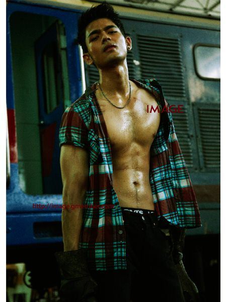 สี่หนุ่มลีวายส์ @ IMAGE  no.9 September 2011