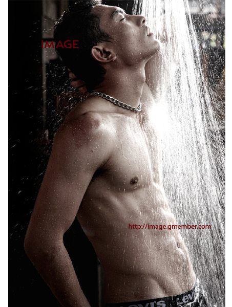 สี่หนุ่มลีวายส์ @ IMAGE  no.9 September 2011